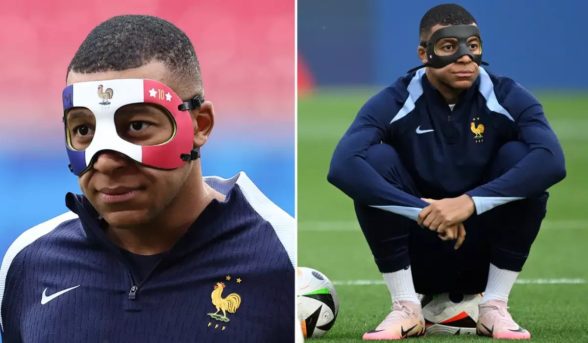 Mbappe đeo mặt nạ ở ĐT Pháp