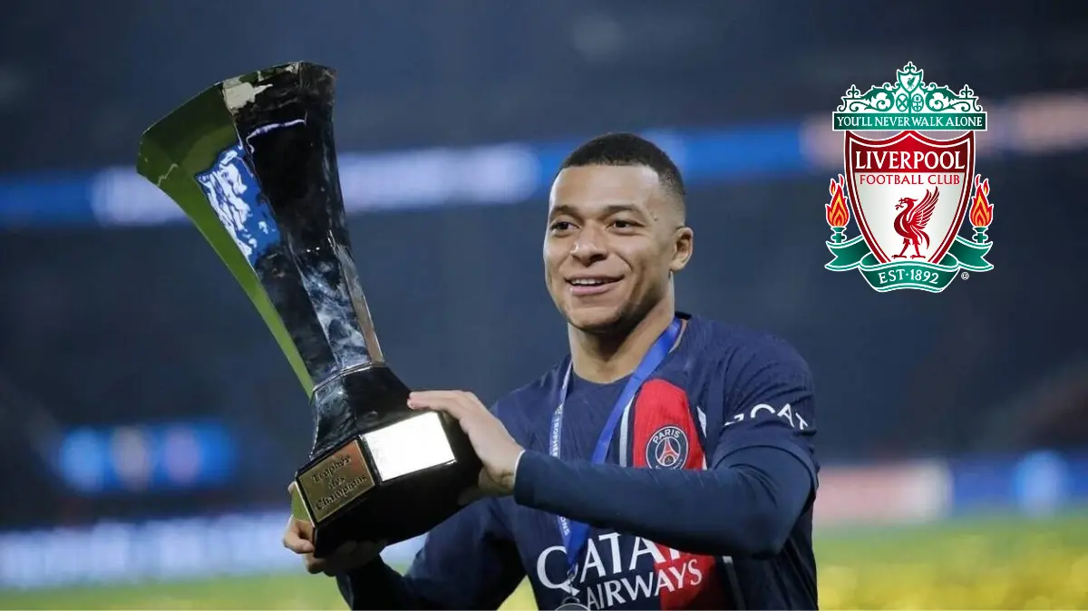 Mbappe nâng cúp