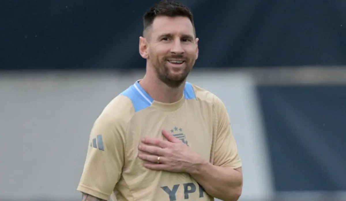 Messi tập luyện