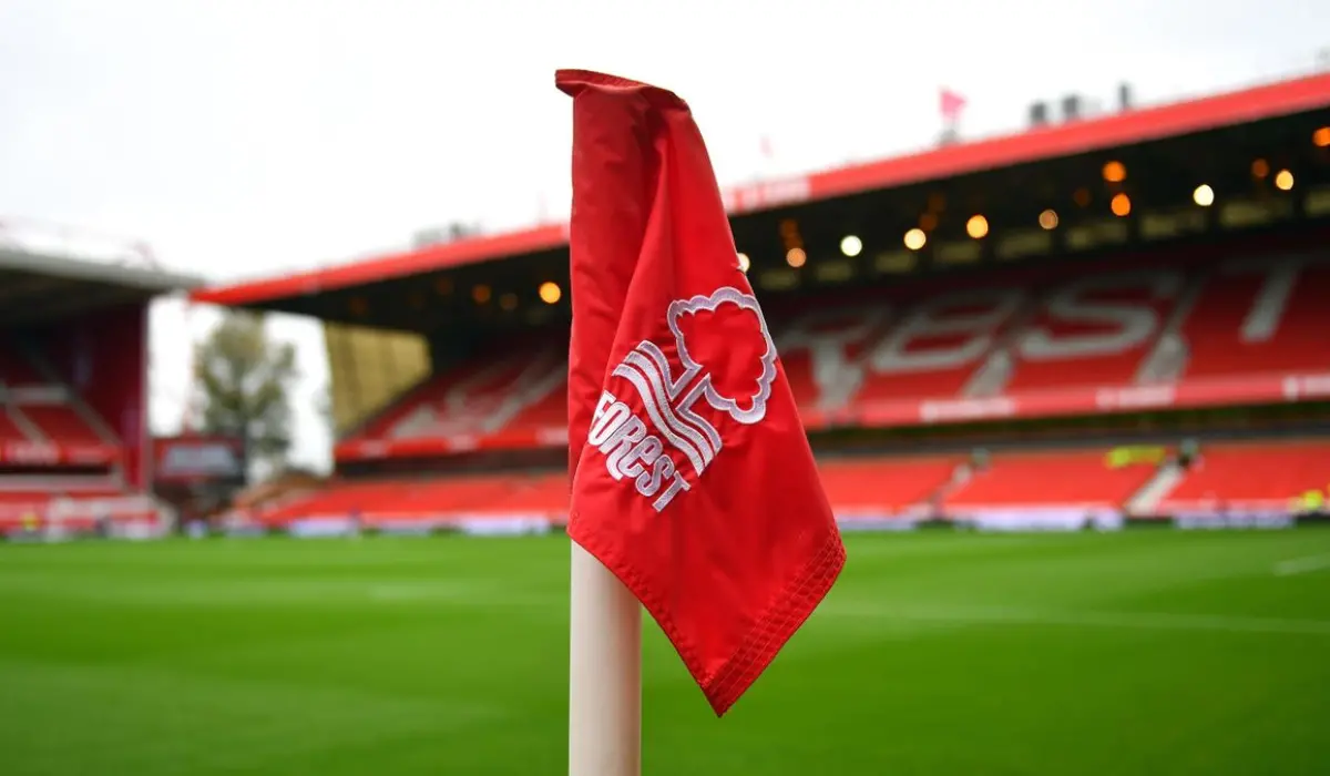 Nottingham Forest bị trừ điểm, nguy cơ xuống hạng cực cao