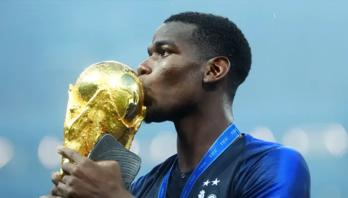 Pogba là một trong những tiền vệ xuất sắc nhất thế giới với sự nghiệp lẫy lừng.