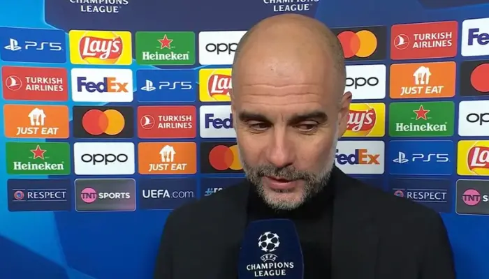 Pep Guardiola trả lời phỏng vấn