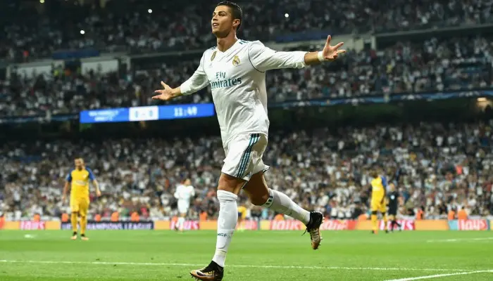 cầu thủ kiến tạo nổi tiếng nhất thế giới Cristiano Ronaldo