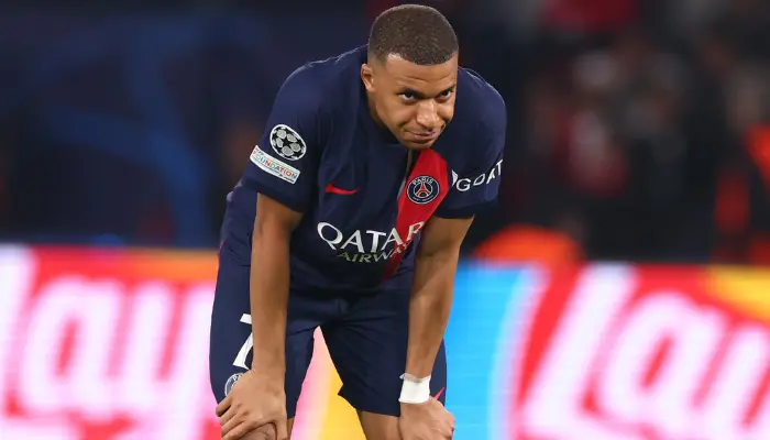 mbappe buồn