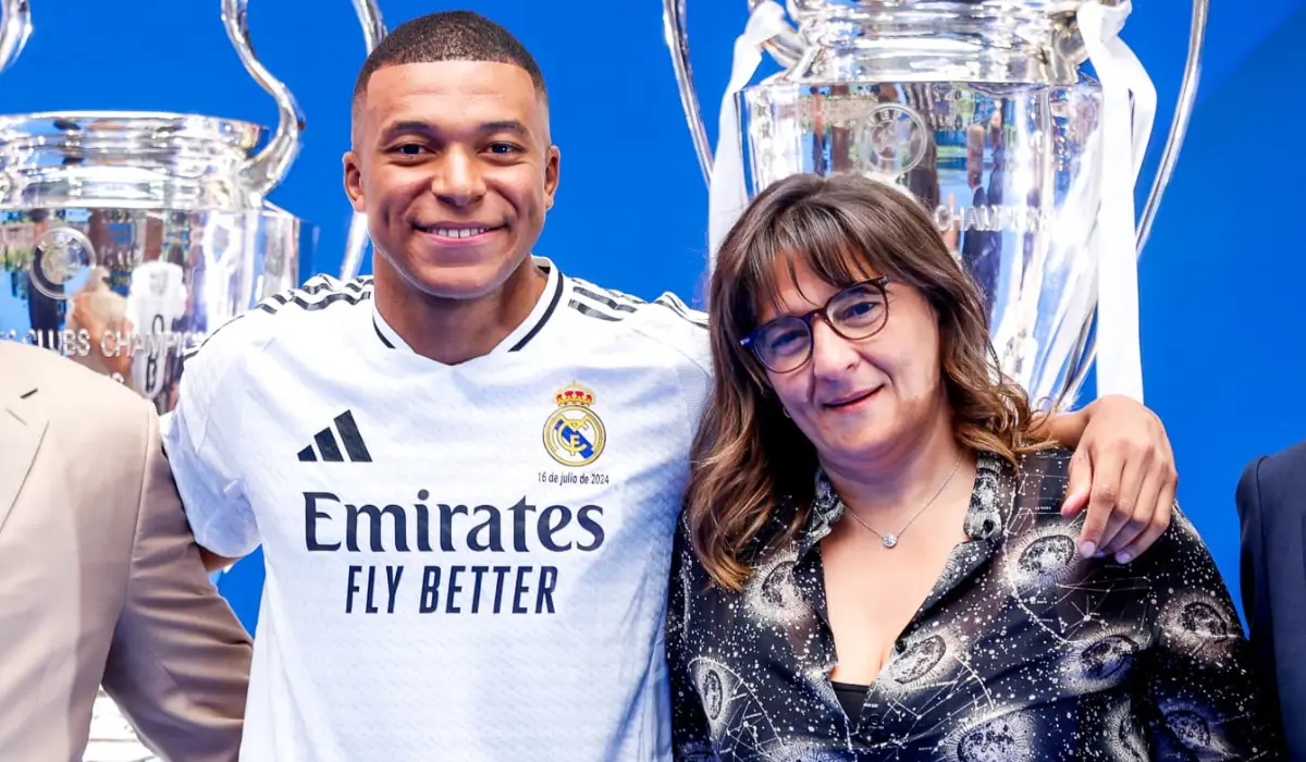 Bà Lamari, mẹ và người đại diện của Mbappe, khẳng định sẽ kiện PSG ra tòa nếu không nhận đủ tiền như hợp đồng.