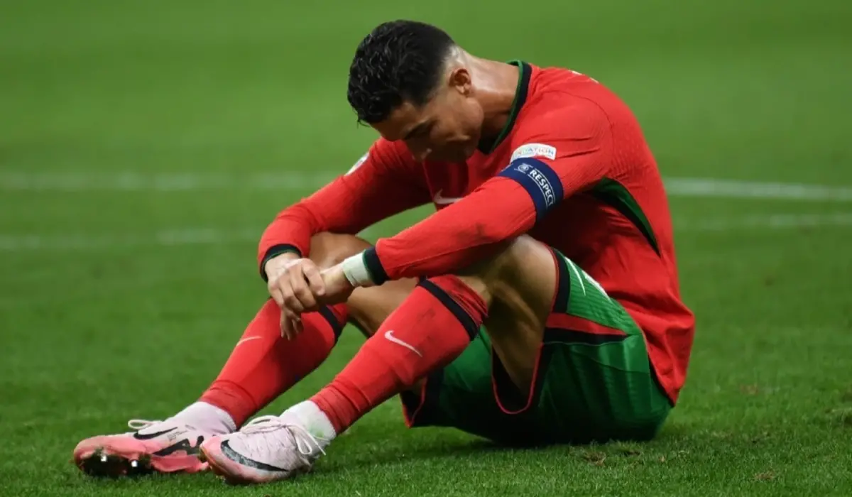 Tại sao Ronaldo không còn xứng đáng là chân sút số 1 của tuyển Bồ Đào Nha?