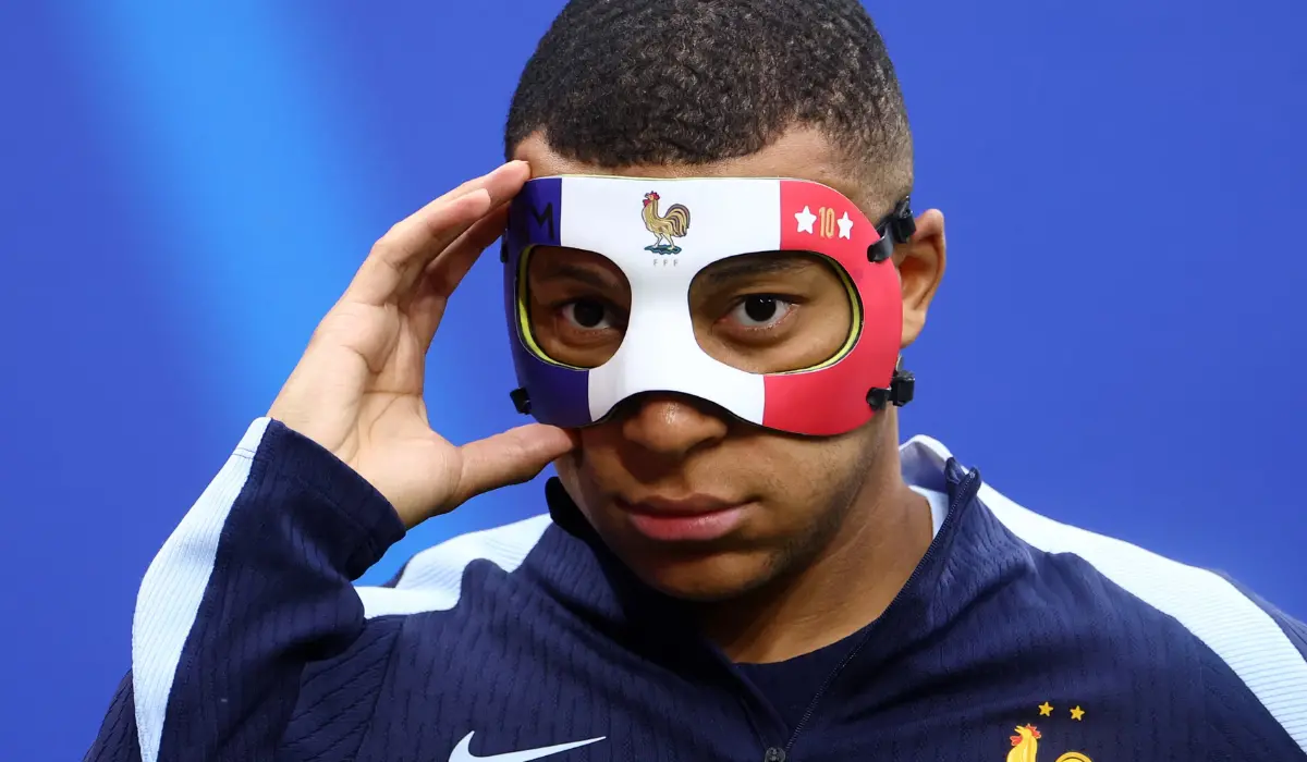 Lộ 'điểm yếu chí mạng', Mbappe sợ bị ĐT Bỉ khai thác