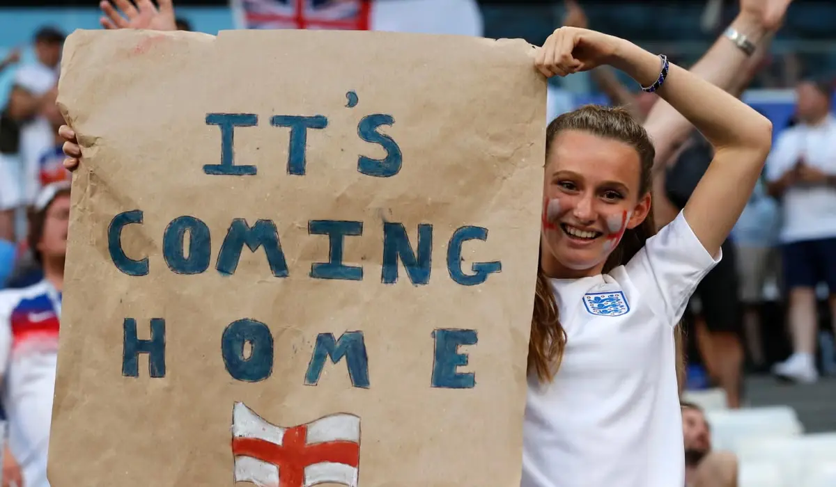 It's Coming Home: Giấc mơ vô địch, lời khoe mẽ hay biểu tượng văn hóa của CĐV nước Anh?