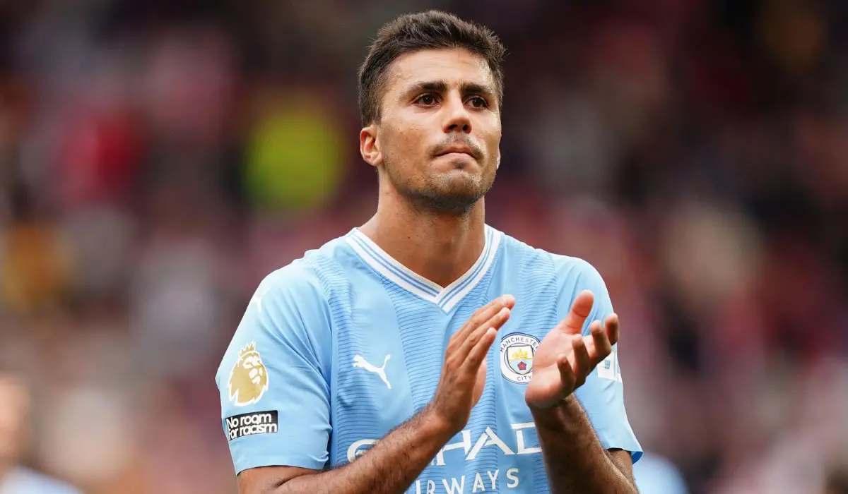 Rodri lên tiếng cảnh báo các đồng đội trước trận đại chiến với Arsenal