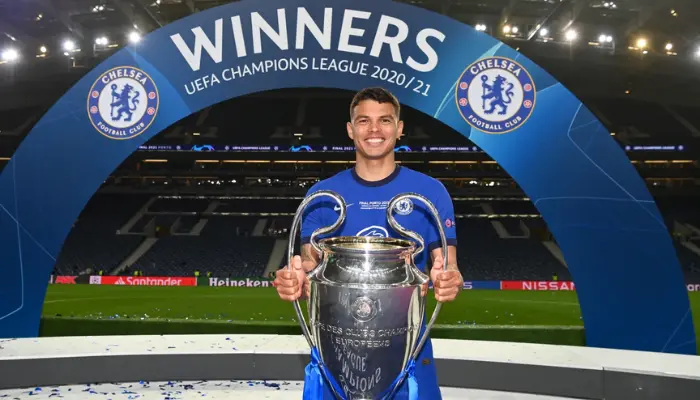 Thiago Silva cùng Chelsea lên ngôi vô địch Champions League mùa giải 2020-21.