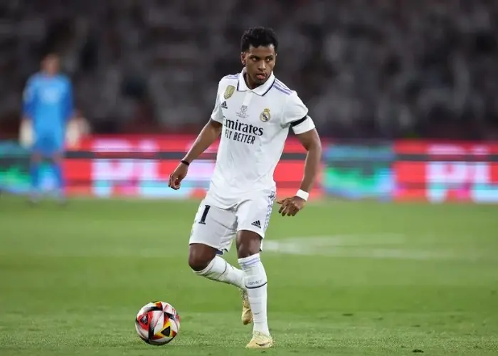 tiền đạo cánh phải của Real Madrid Rodrygo