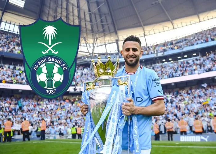 tiền đạo cánh phải hay nhất thế giới Riyad Mahrez 