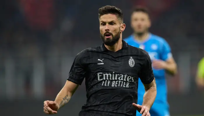 Tiền đạo Giroud