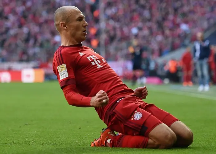 tiền vệ cánh trái hay nhất thế giới Arjen Robben