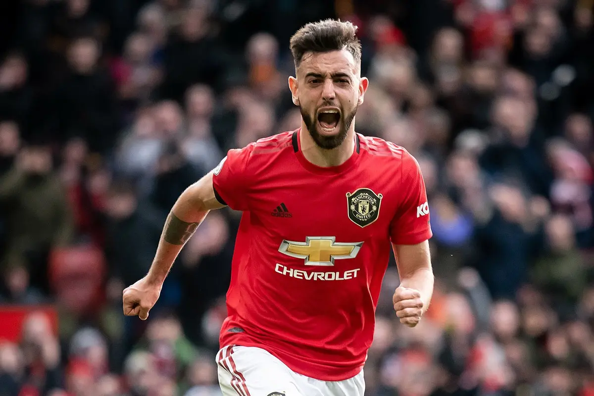 tiền vệ hay nhất thế giới thuộc về Bruno Fernandes của đội Manchester United