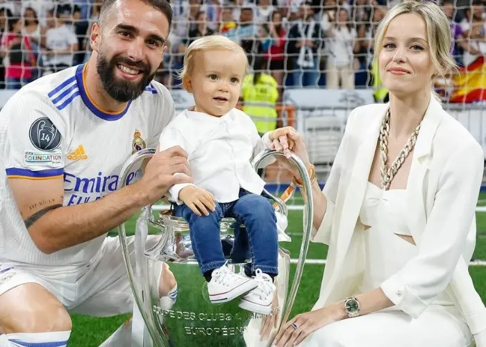 Vợ Dani Carvajal là ai