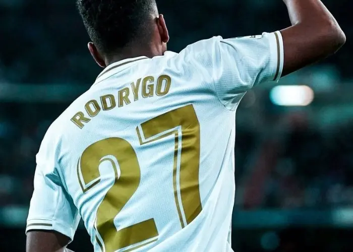 Rodrygo Goes số áo bao nhiêu?