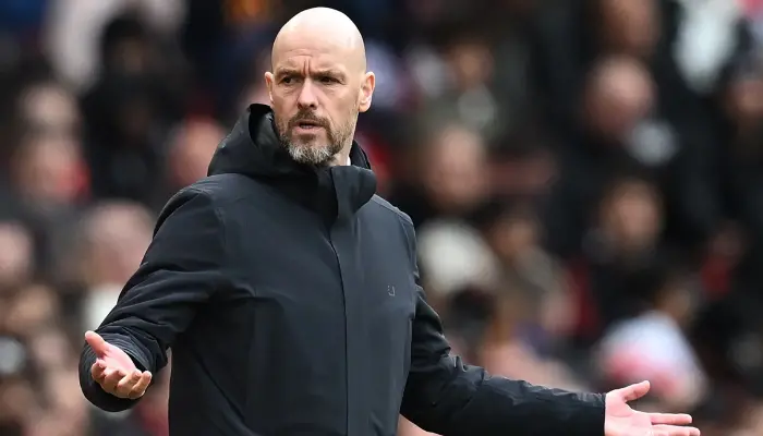 ten hag bối rồi