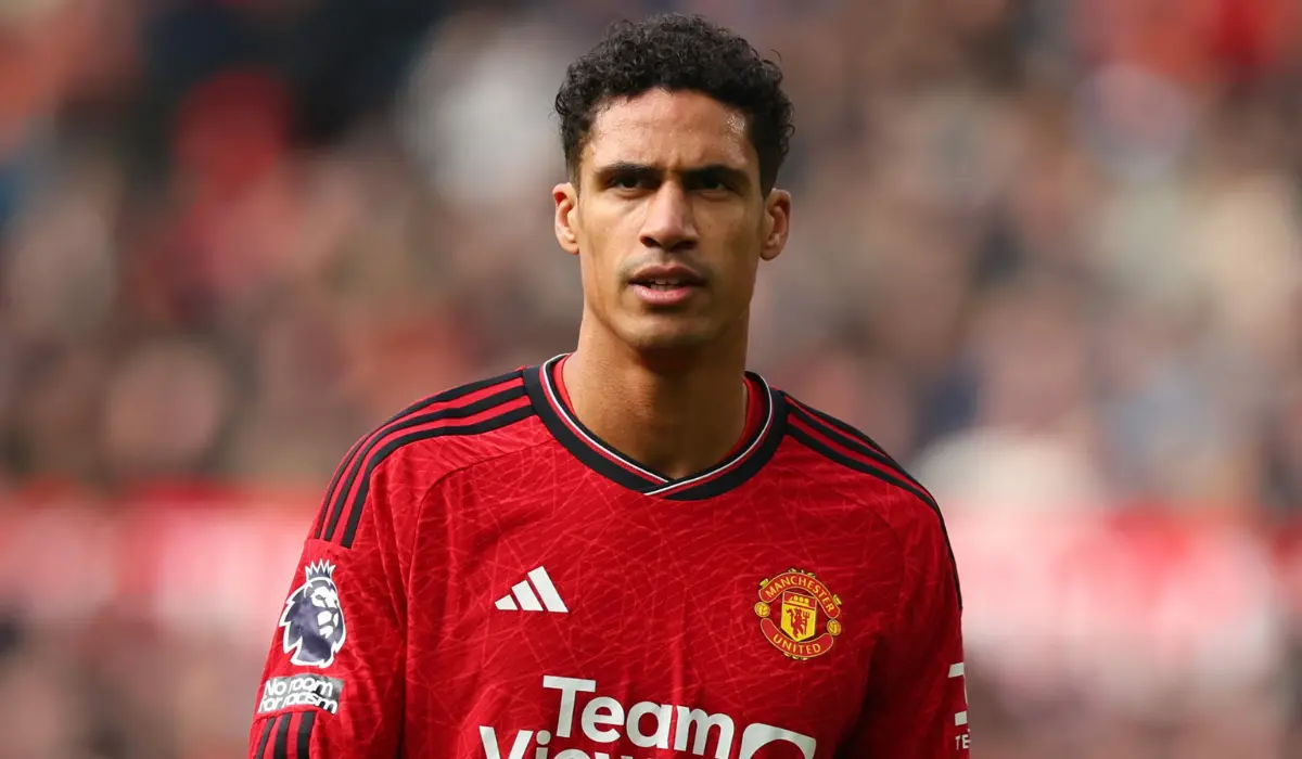 Varane sẽ rời Man Utd sau 3 năm gắn bó