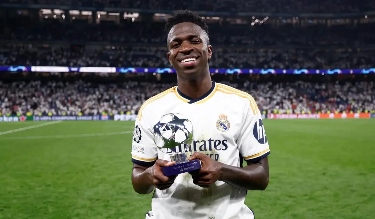 Vinicius tạo nên thành tích thần thánh ở Cúp C1 sau khi đánh bại Bayern