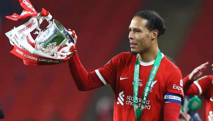 Van Dijk được bình chọn là Cầu thủ xuất sắc nhất trận chung kết đêm qua.