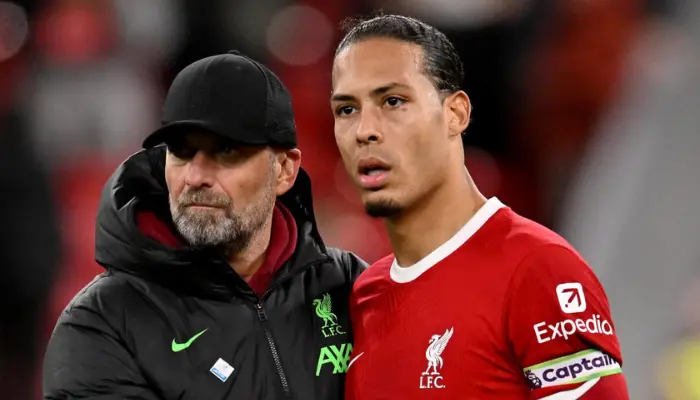 Virgil van Dijk muốn đưa ra quyết định sau khi biết rõ về những thay đổi của Liverpool.