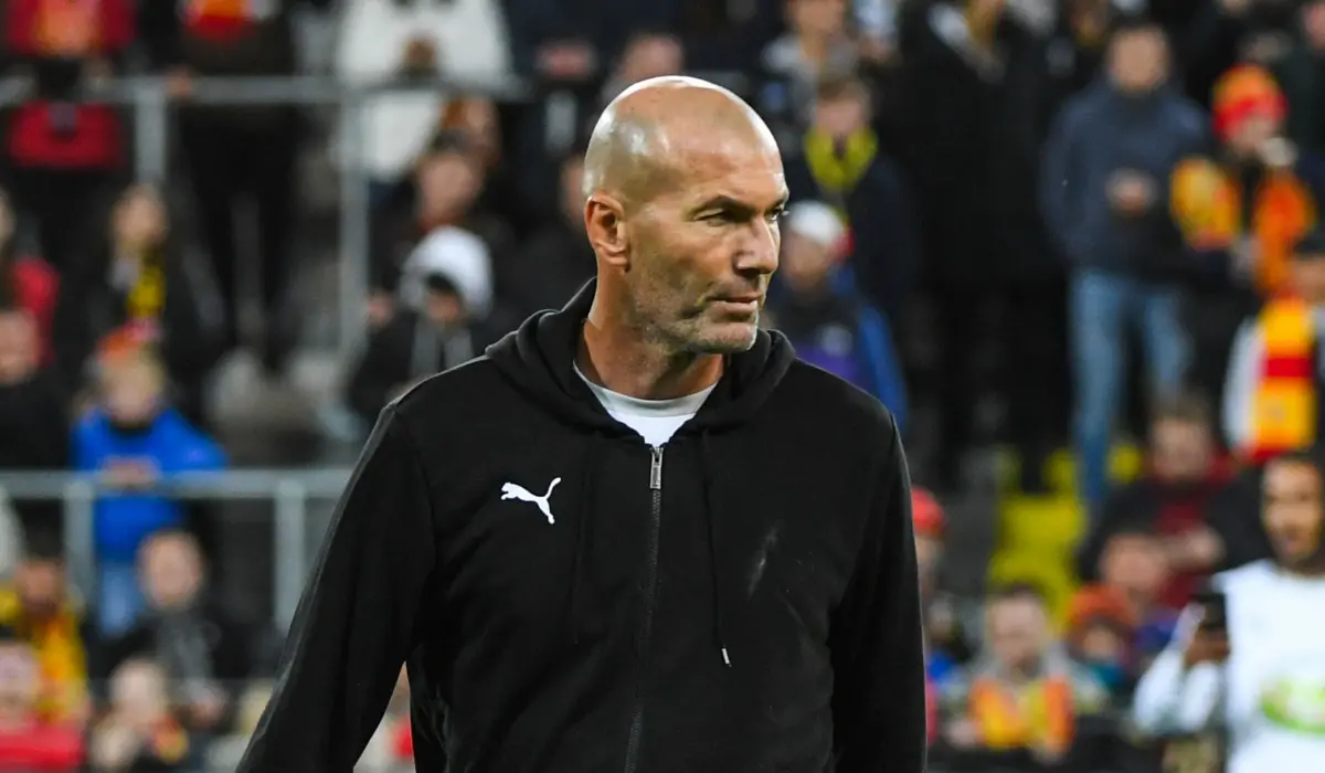 Zinedine Zidane xác nhận sẽ trở lại với vai trò huấn luyện viên